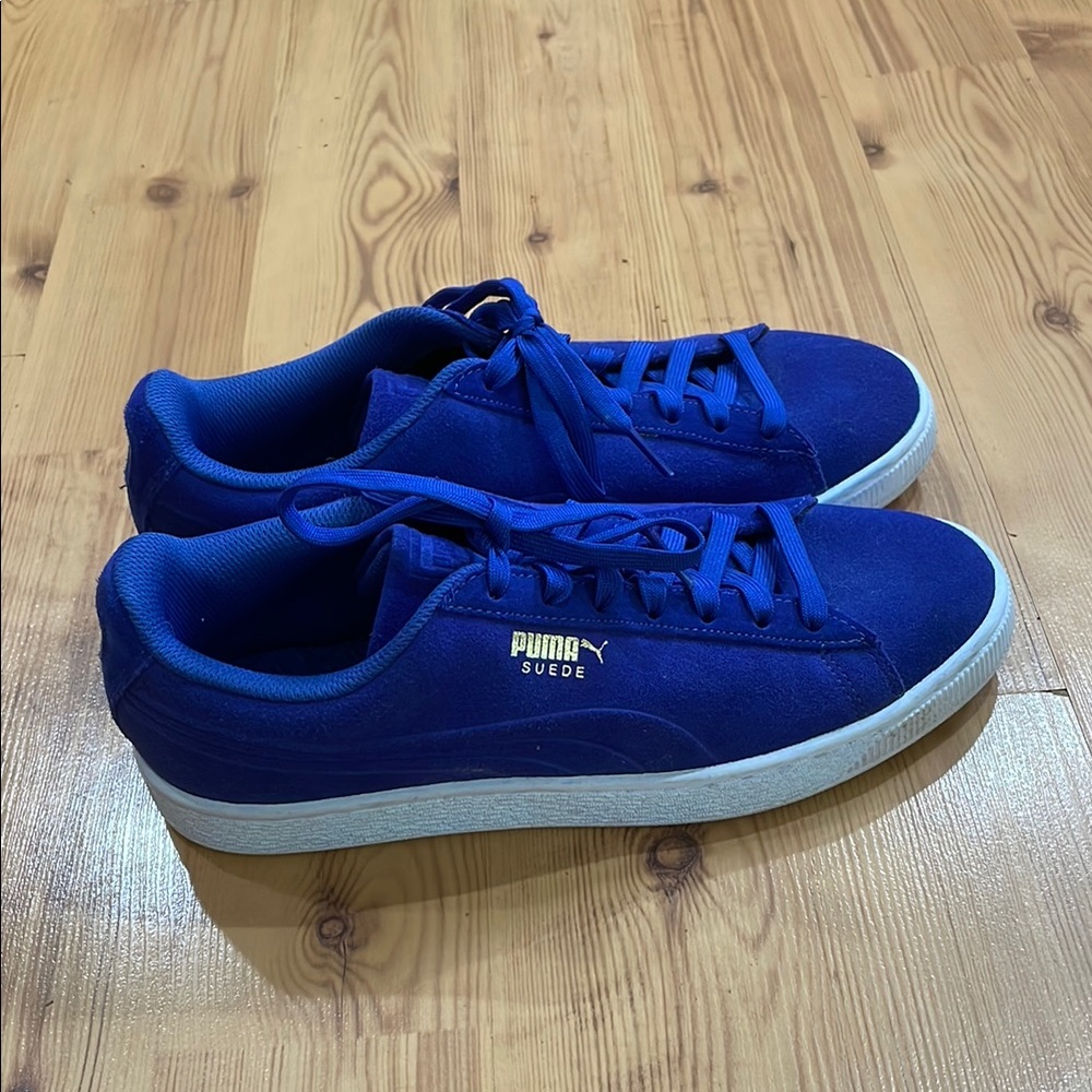 Puma Suede Blue Sneakers